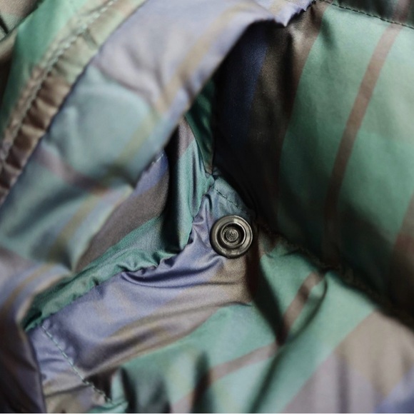 Lands’ End Puffer Vest Cozy Full Zip Snap Pockets Blue Green Plaid Check Size XS - Picture 4 of 15